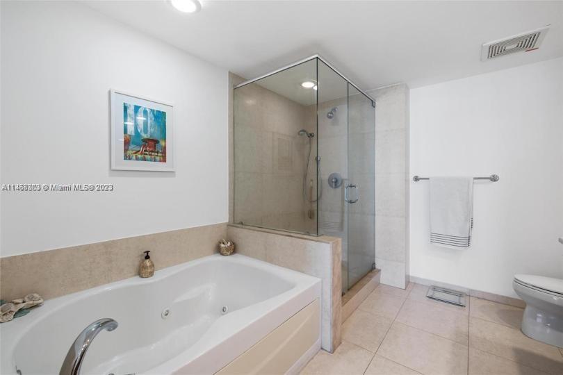 50 Biscayne Blvd 2111 Property Photo 21