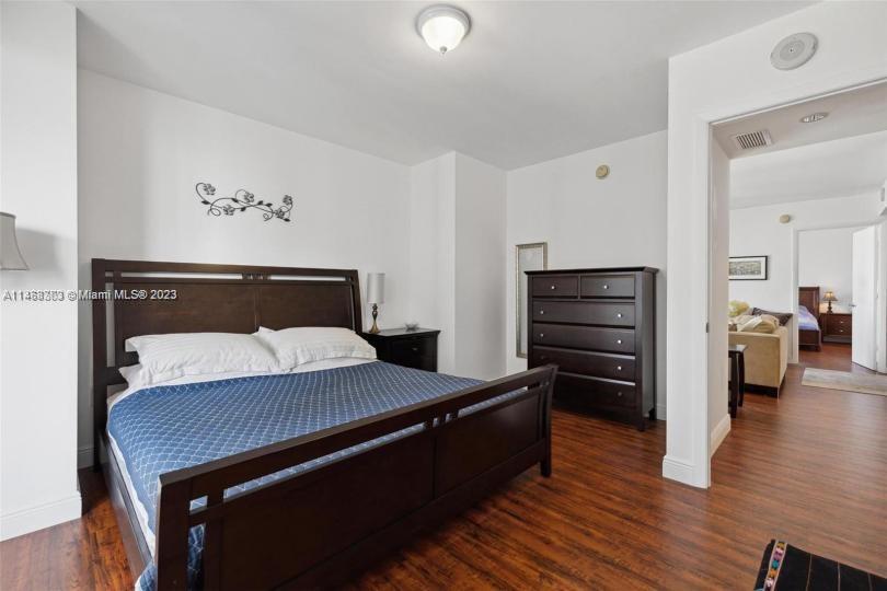 50 Biscayne Blvd 2111 Property Photo 26