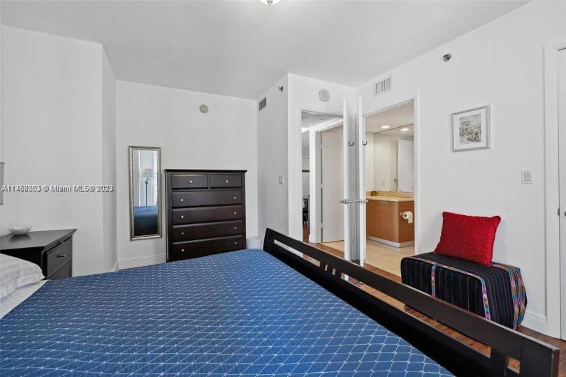 50 Biscayne Blvd 2111 Property Photo 27