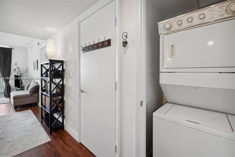 50 Biscayne Blvd 2111 Property Photo 30