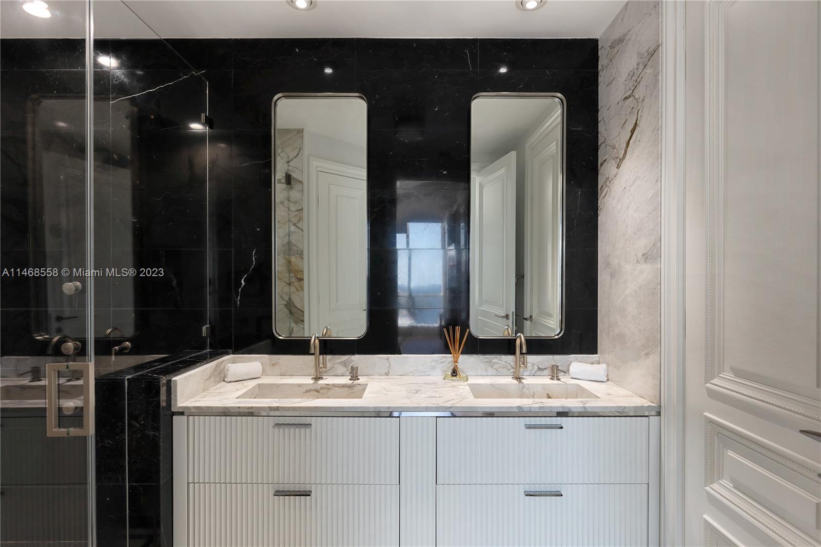 888 Brickell Key Dr 2801 Property Photo 19