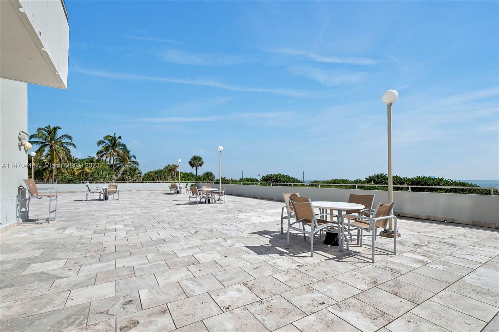 465 Ocean Dr 804 Property Photo 12