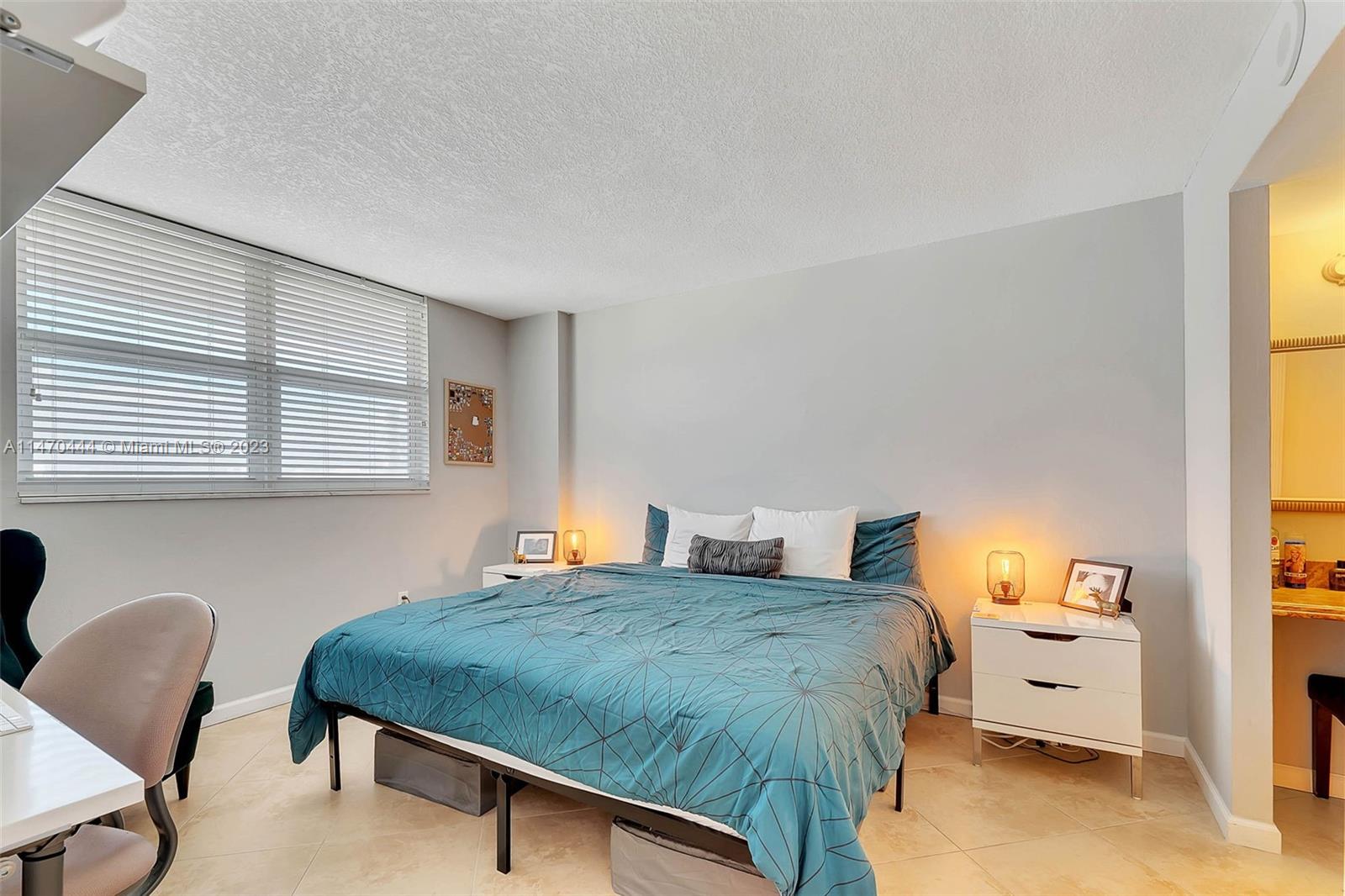 465 Ocean Dr 804 Property Photo 49