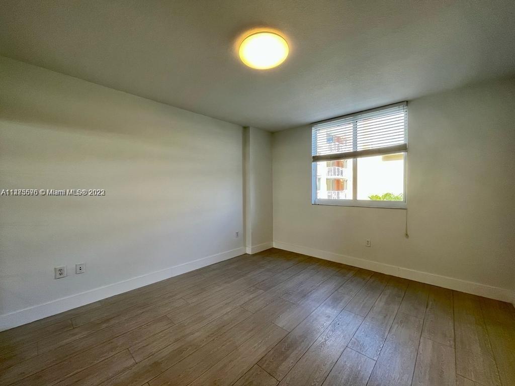 2775 Ne 187th St 326 Property Photo 10
