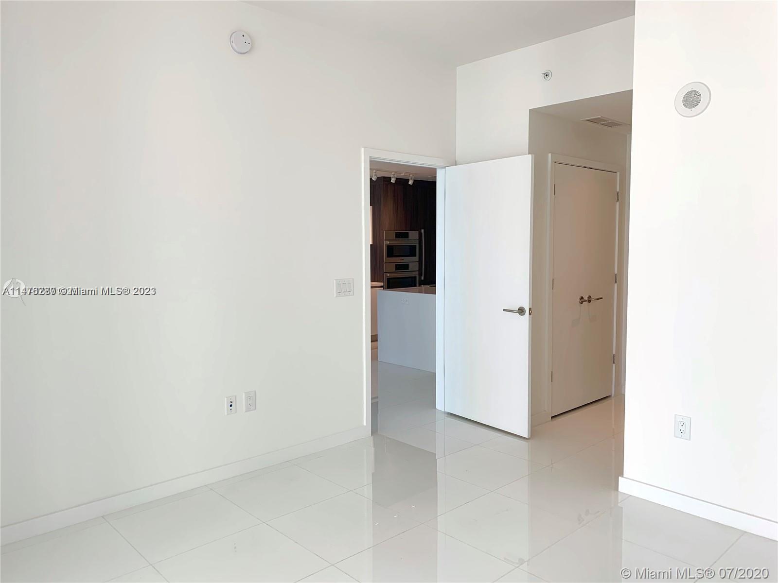 851 Ne 1st Ave 3105 Property Photo 14