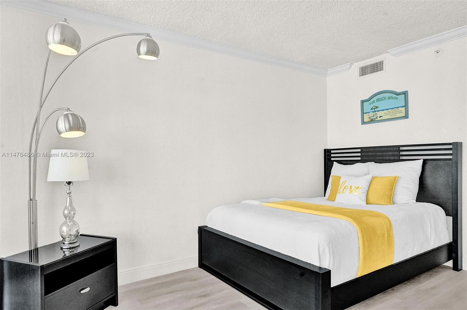 2501 S Ocean Dr 904 (available Apr 11) Property Photo 10
