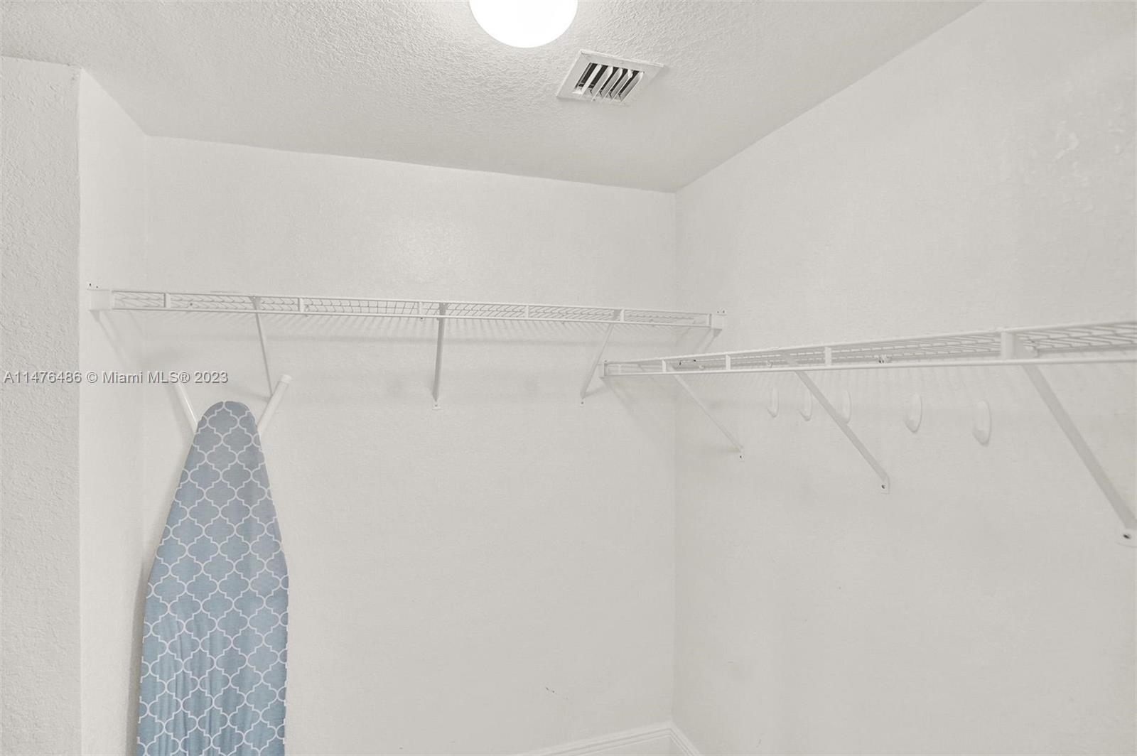 2501 S Ocean Dr 904 (available Apr 11) Property Photo 18