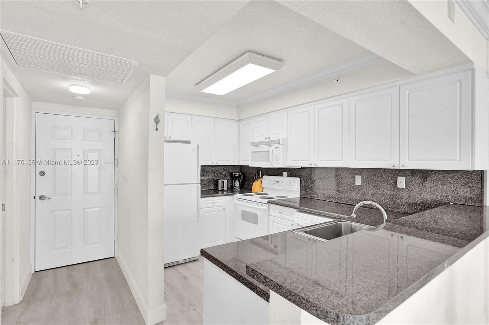 2501 S Ocean Dr 904 (available Apr 11) Property Photo 21