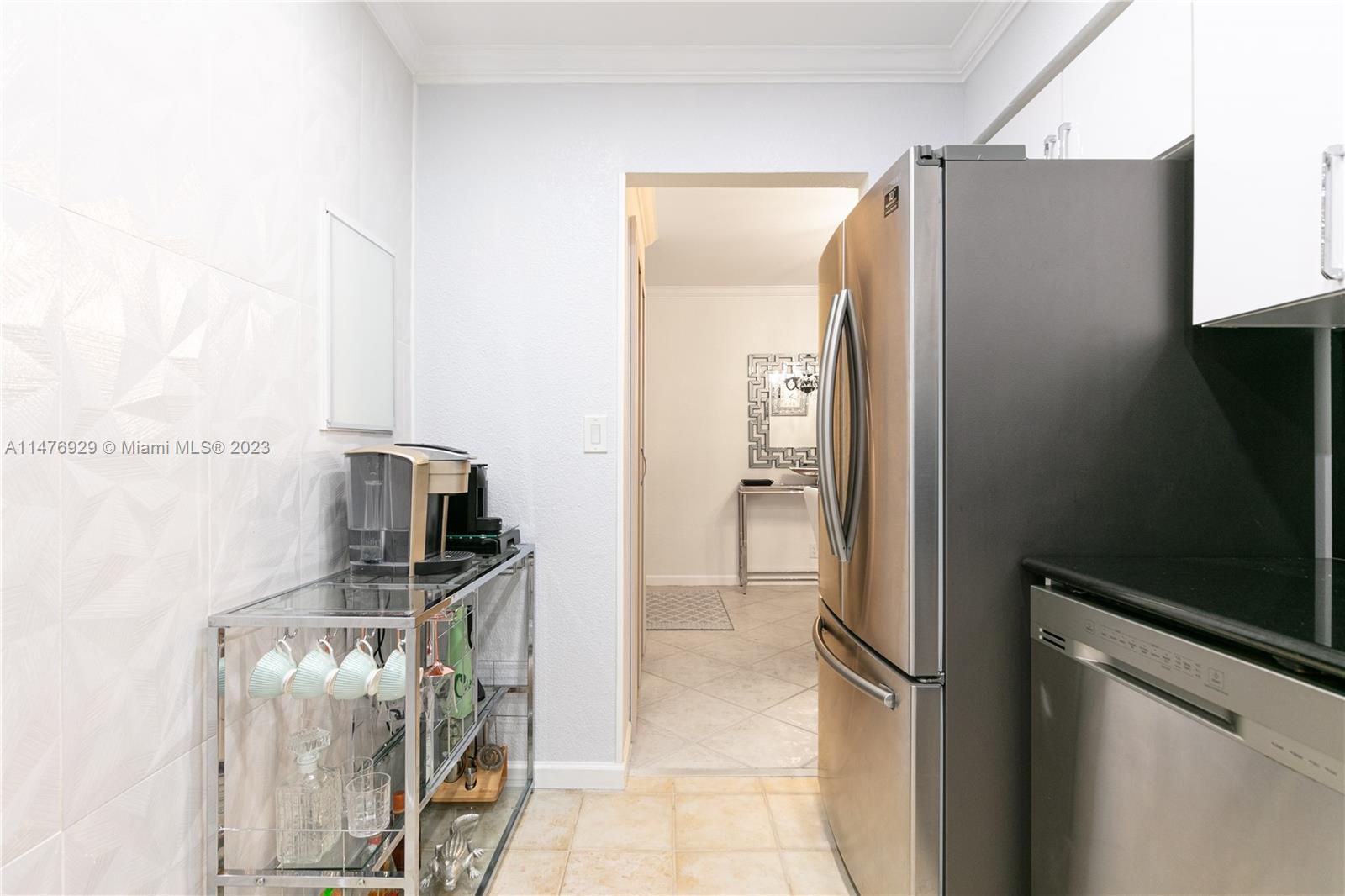 2501 S Ocean Dr 718 (available May 5) Property Photo 12