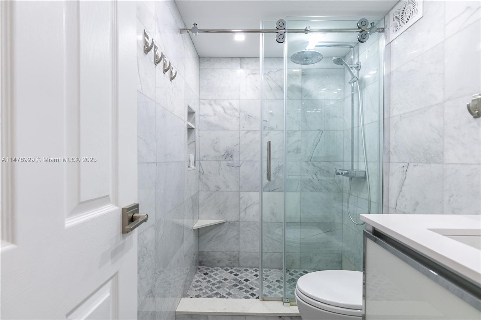 2501 S Ocean Dr 718 (available May 5) Property Photo 19