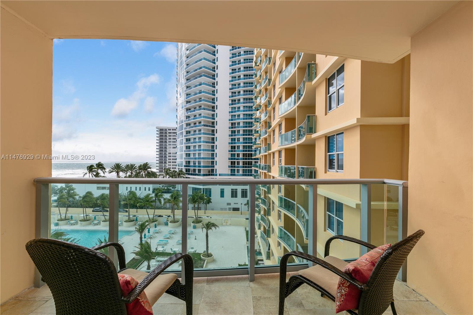 2501 S Ocean Dr 718 (available May 5) Property Photo 20