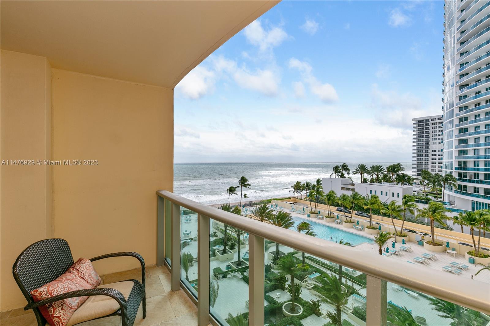 2501 S Ocean Dr 718 (available May 5) Property Photo 21