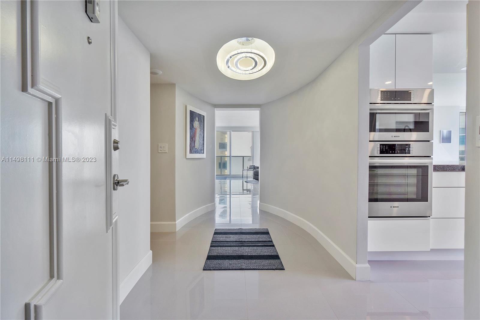 2751 S Ocean Dr 1404n Property Photo 4