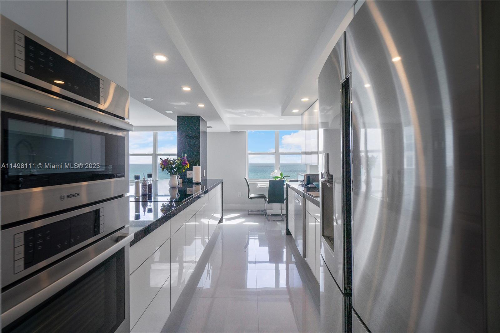 2751 S Ocean Dr 1404n Property Photo 9