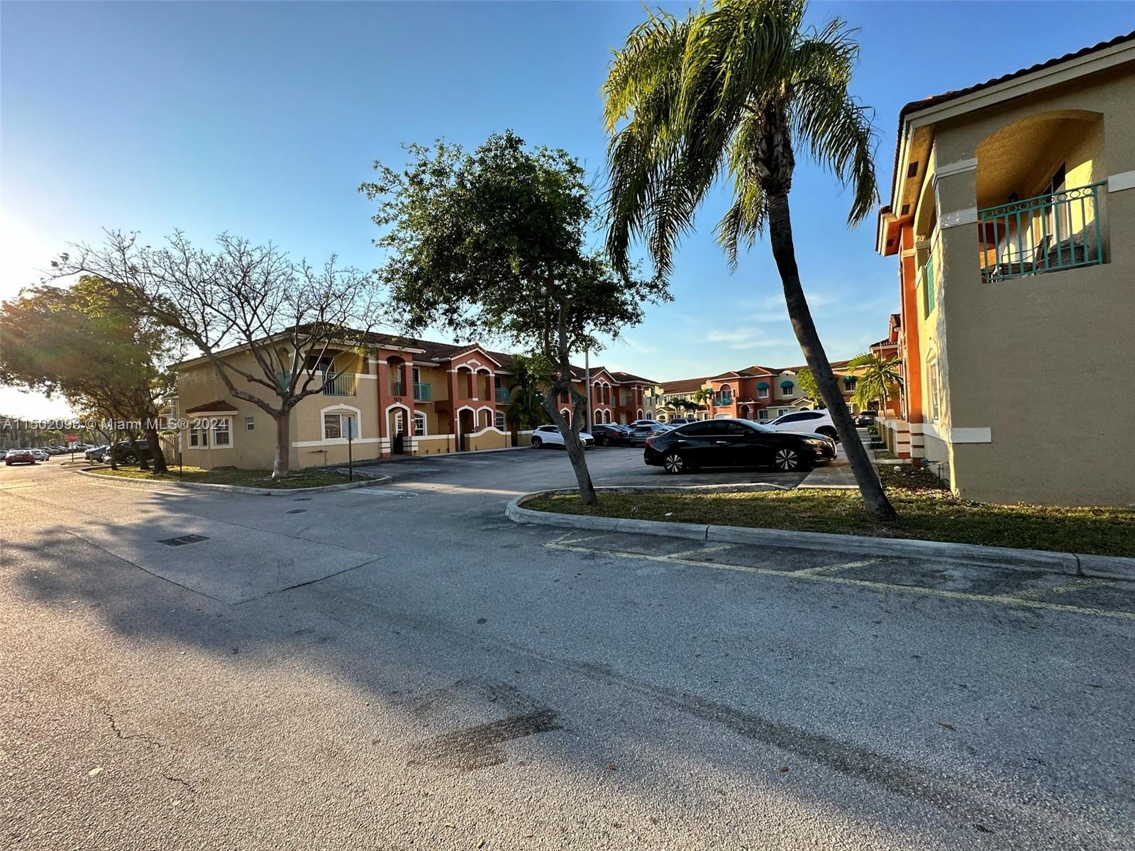 7045 Nw 173rd Dr 310 Property Photo 4