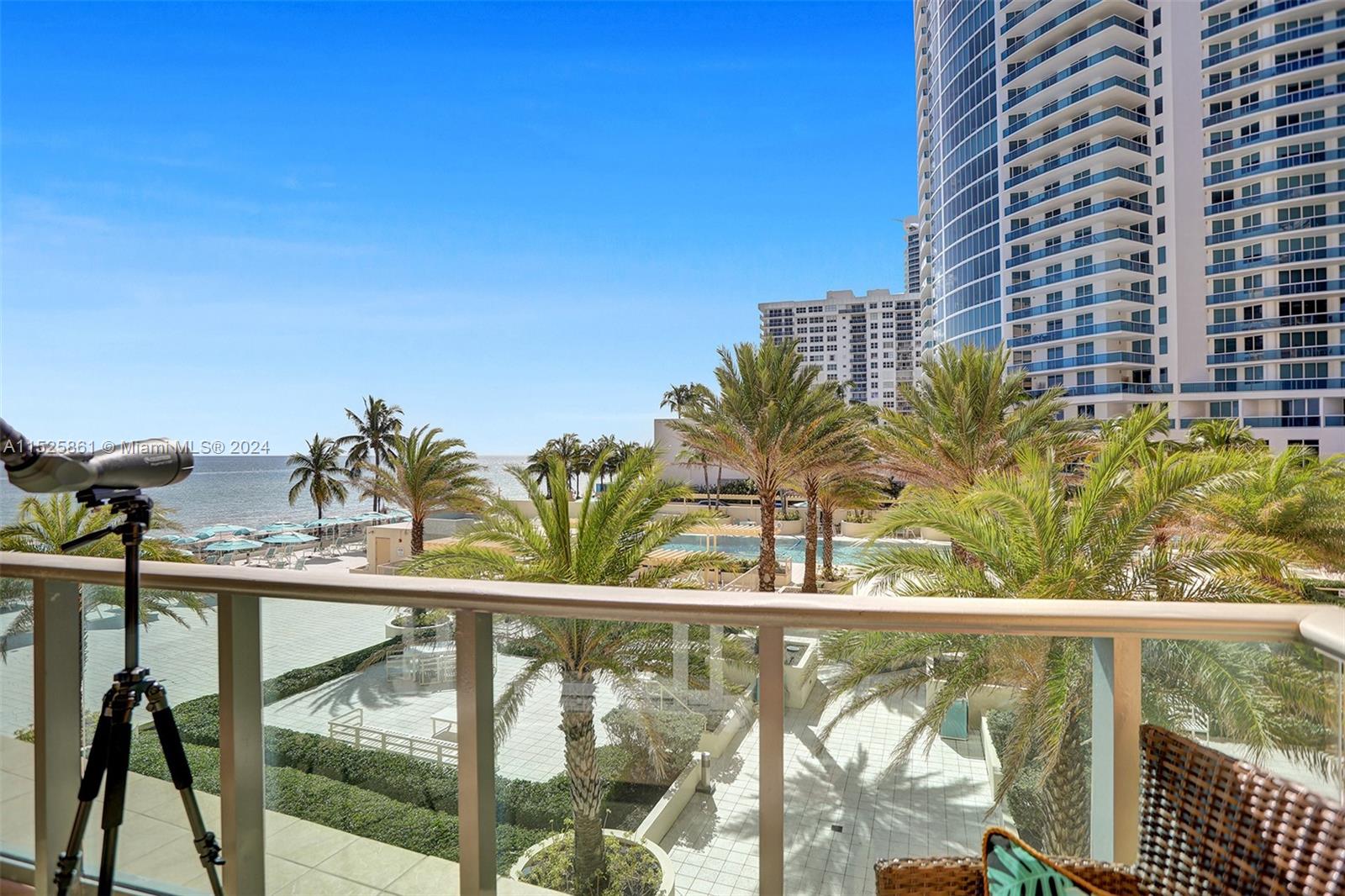 2501 S Ocean Dr Property Photo 1