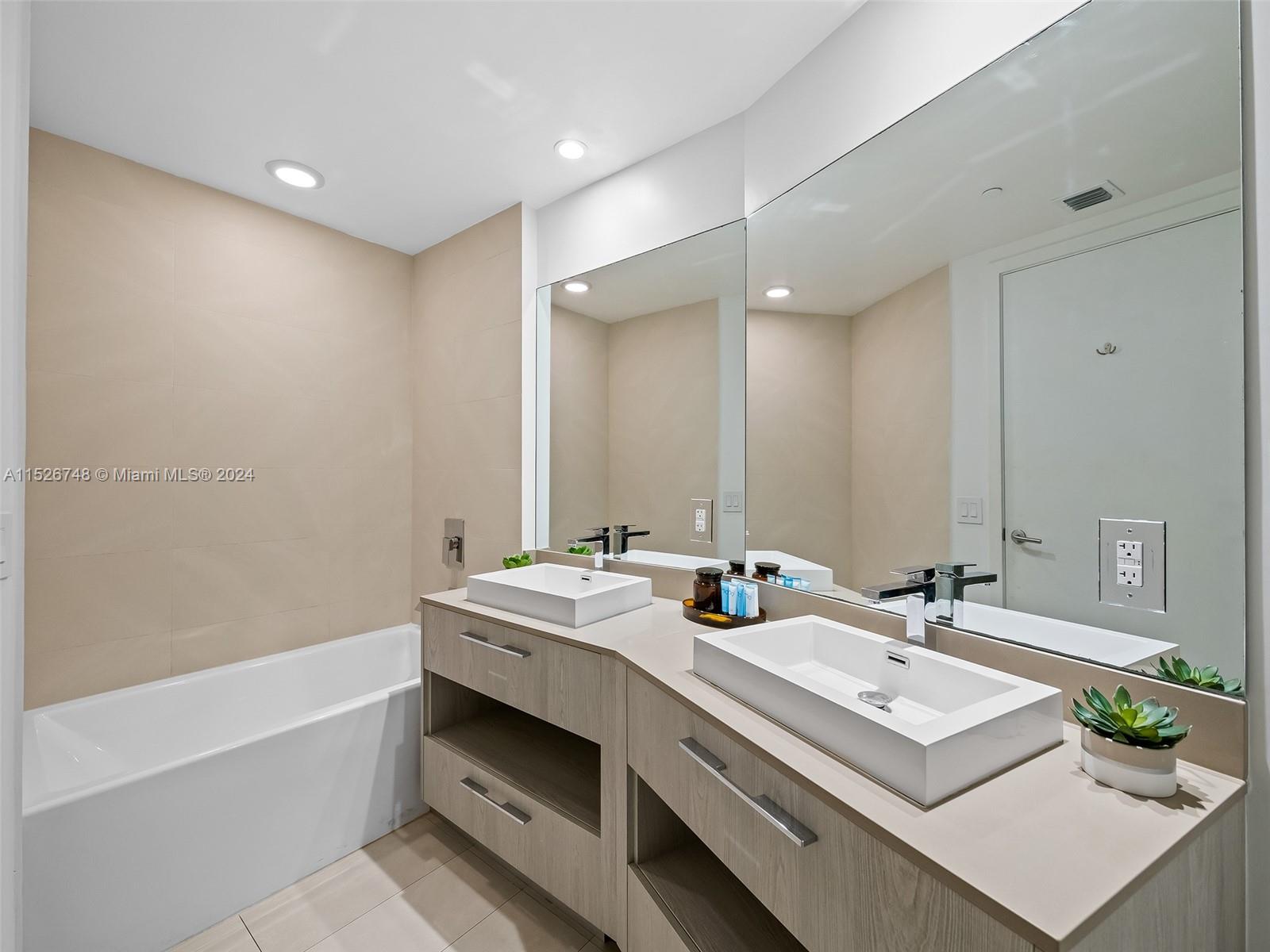 4111 S Ocean Dr 3202 Property Photo 14