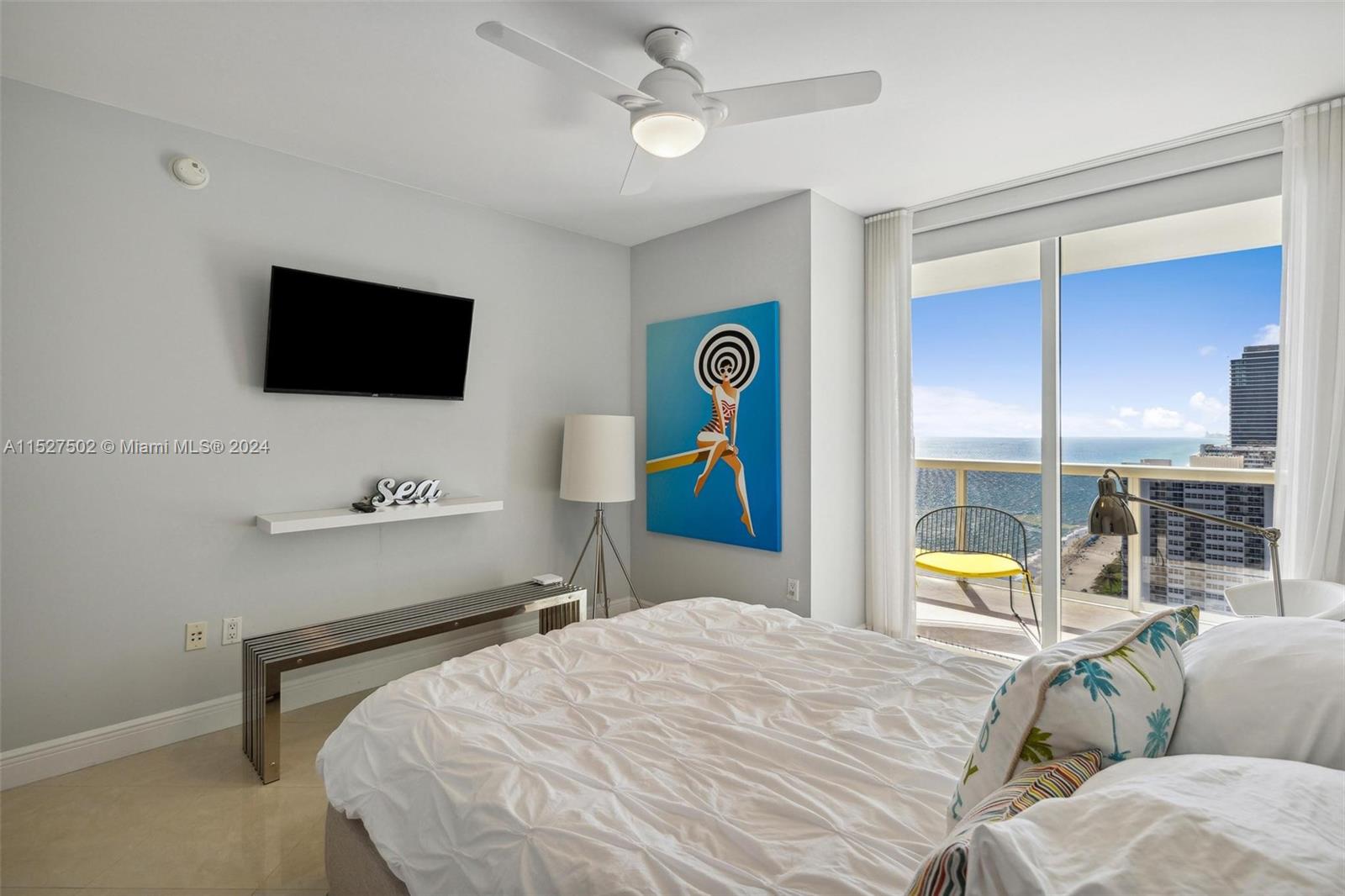 1830 S Ocean Dr Property Photo 21