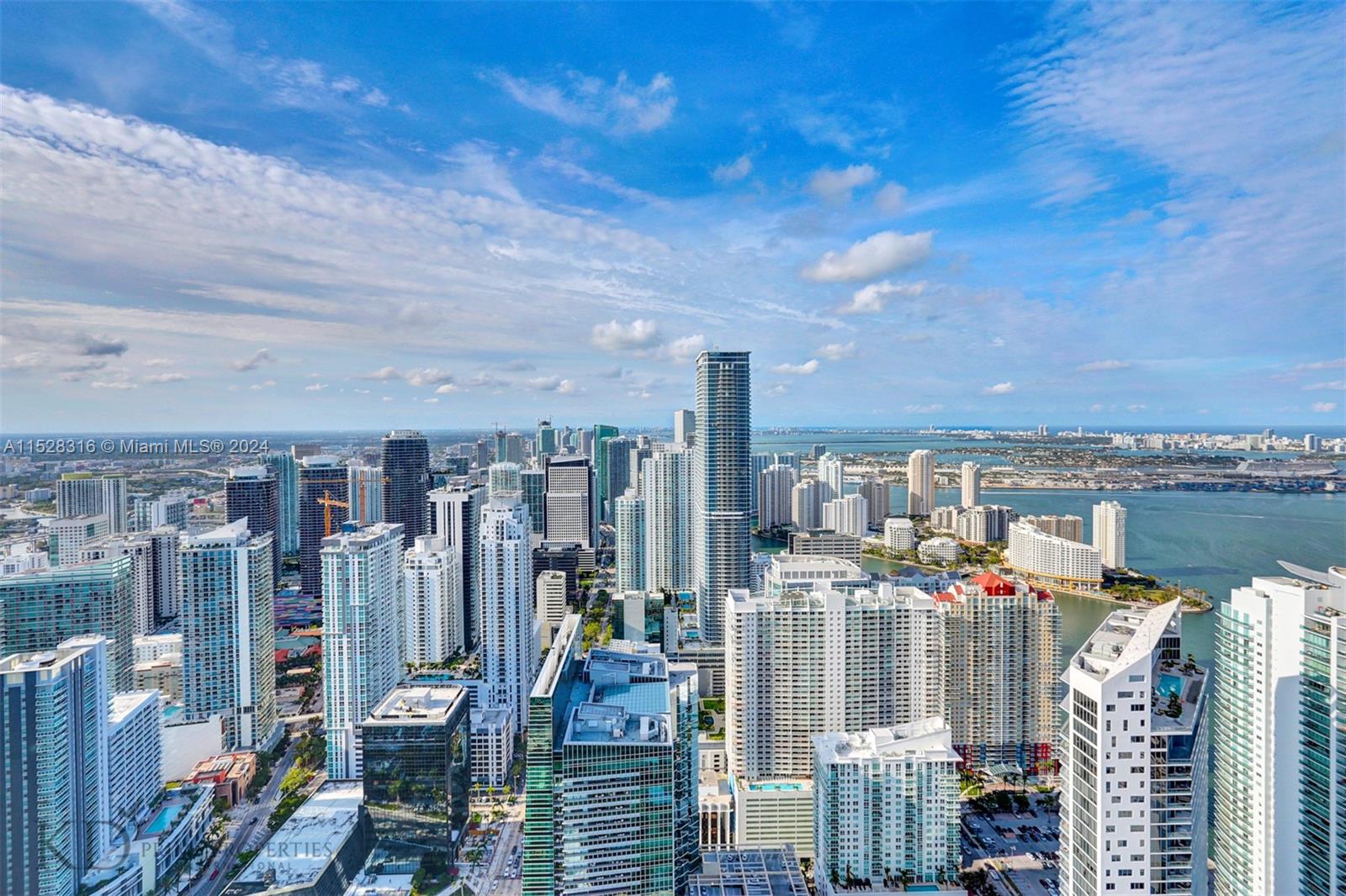 1435 Brickell Ave Property Photo 19