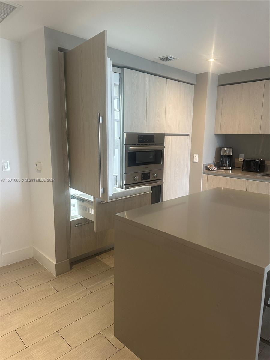 4010 S Ocean Dr R707 Property Photo 21