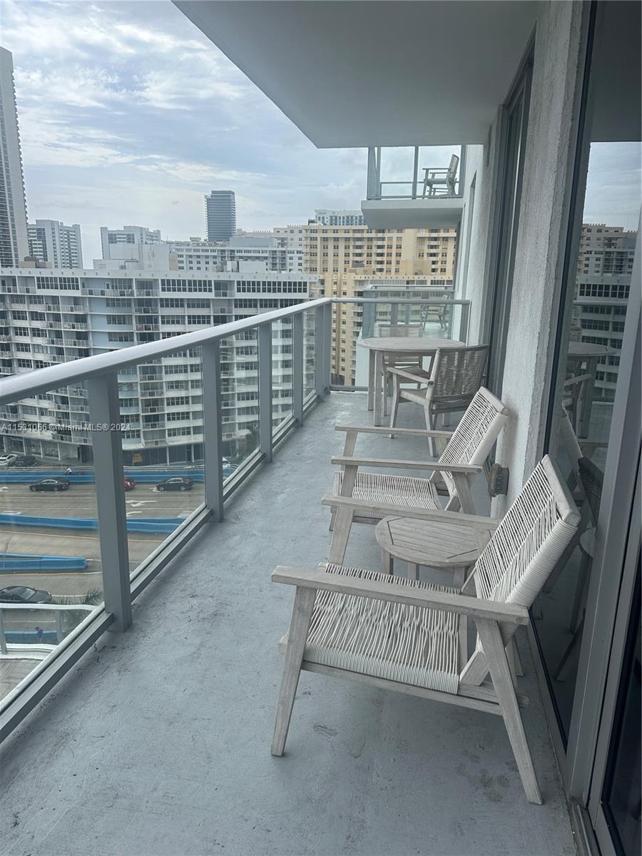 4010 S Ocean Dr R707 Property Photo 43