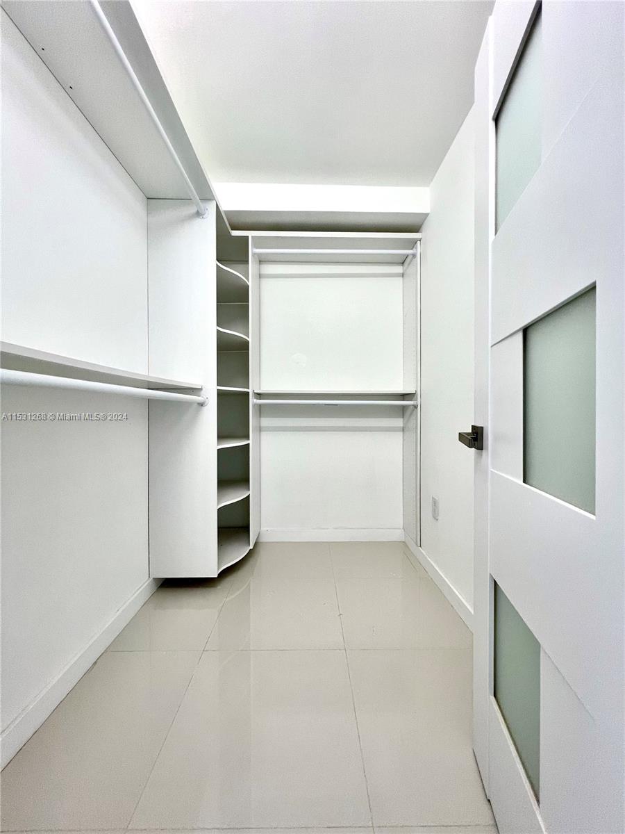 2751 S Ocean Dr N7ph Property Photo 33
