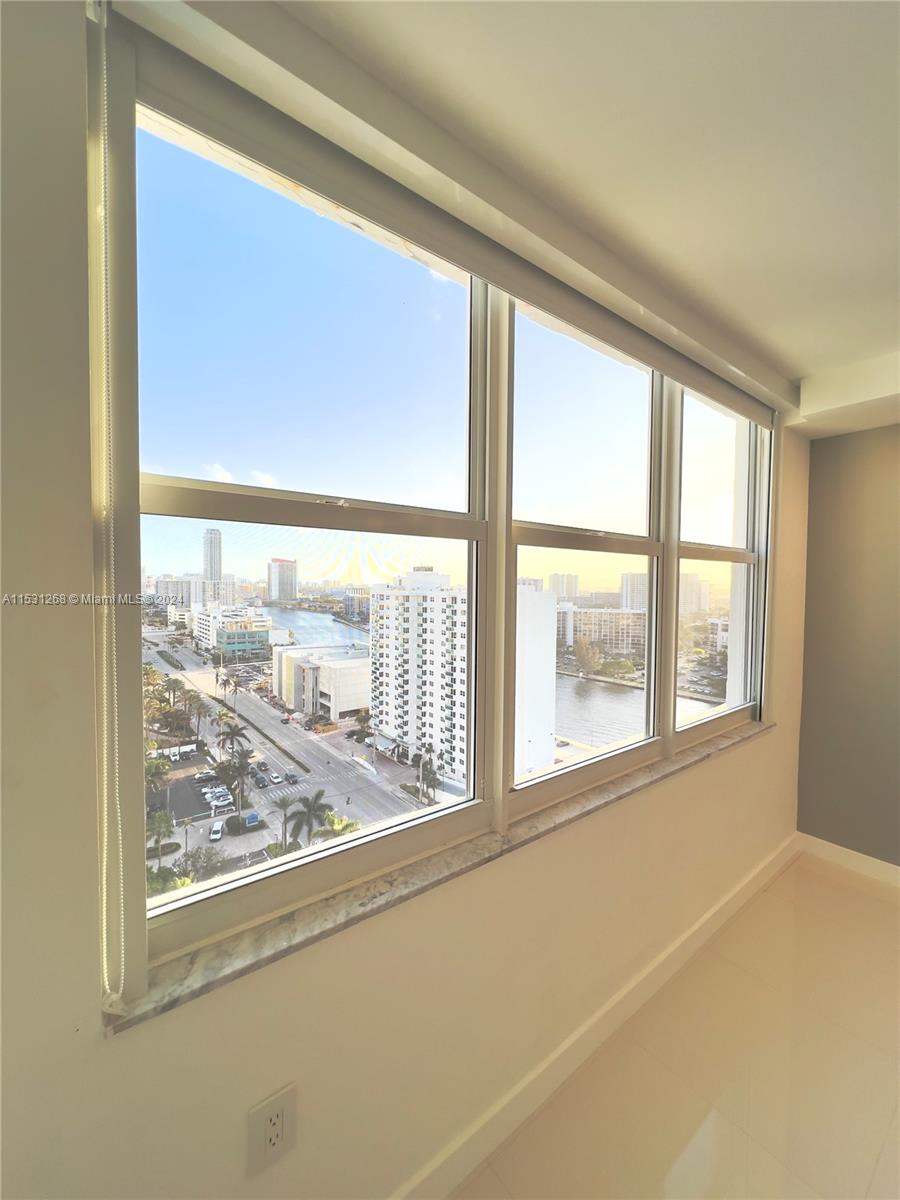 2751 S Ocean Dr N7ph Property Photo 38