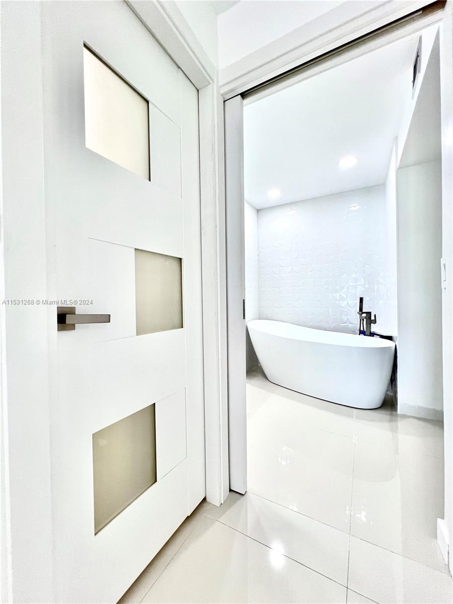 2751 S Ocean Dr N7ph Property Photo 41