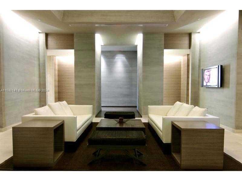 1830 S Ocean Dr Property Photo 35