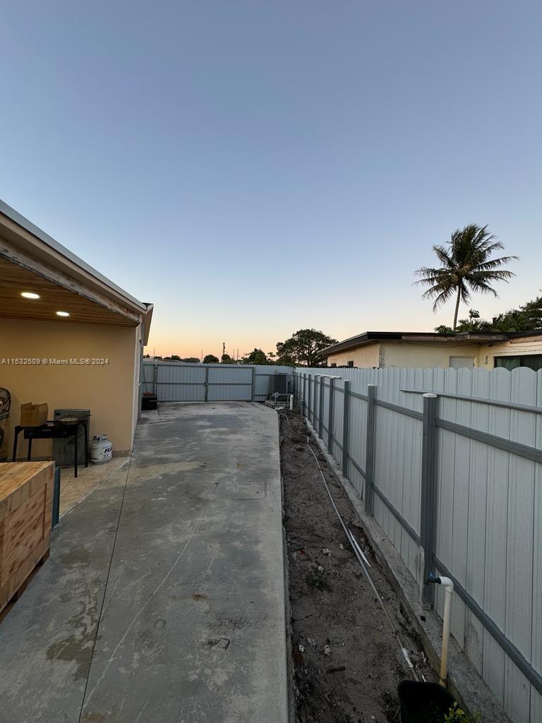 4250 Nw 178th Dr Property Photo 8