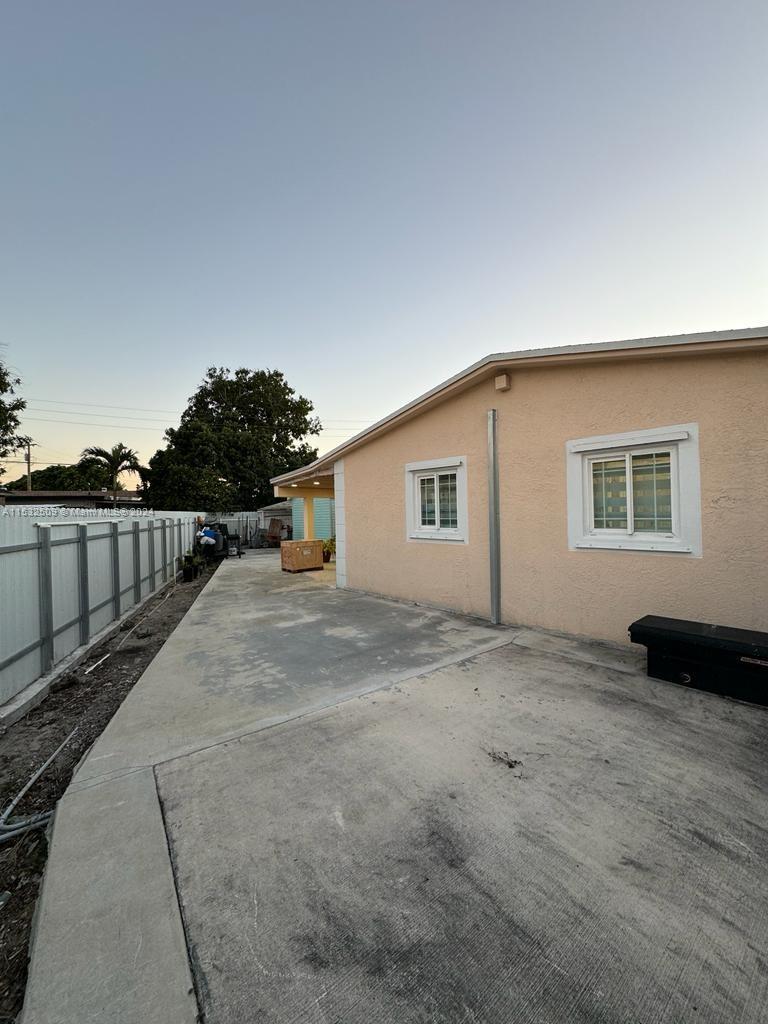 4250 Nw 178th Dr Property Photo 9