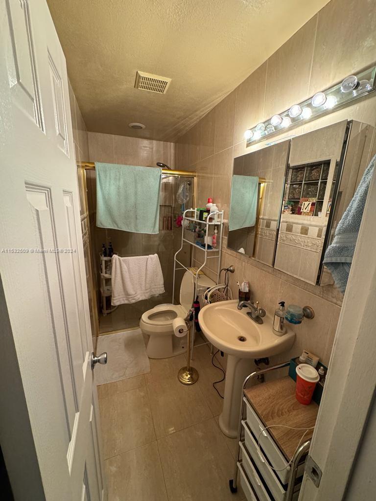 4250 Nw 178th Dr Property Photo 28