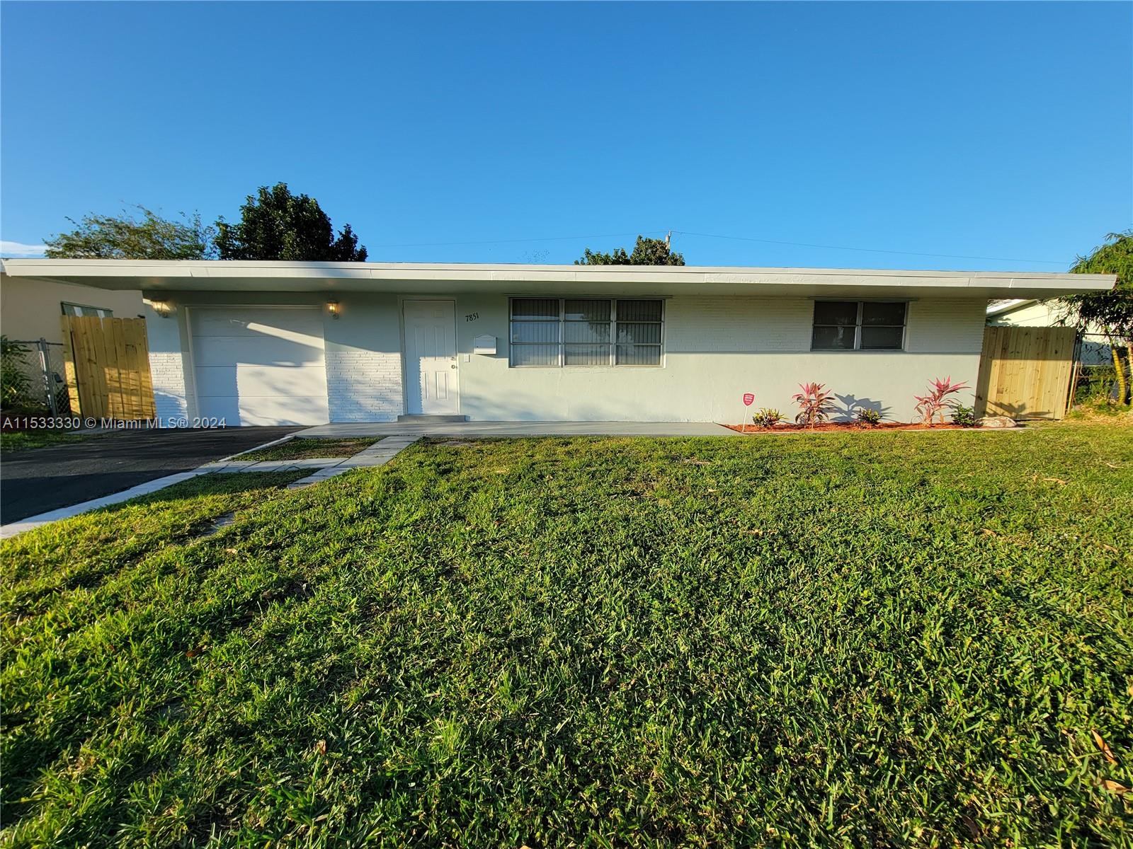 7851 Nw 11th St Property Photo 1