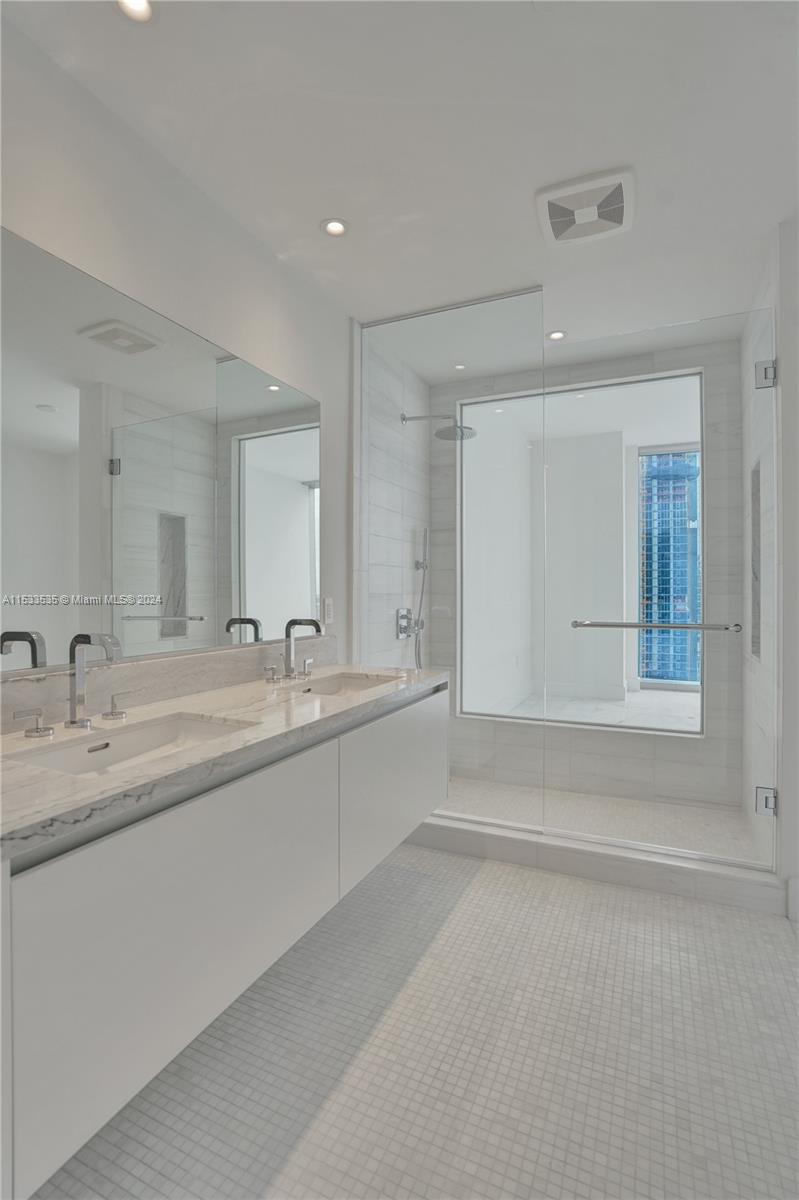 700 Ne 26th Ter 3505 Property Photo 35