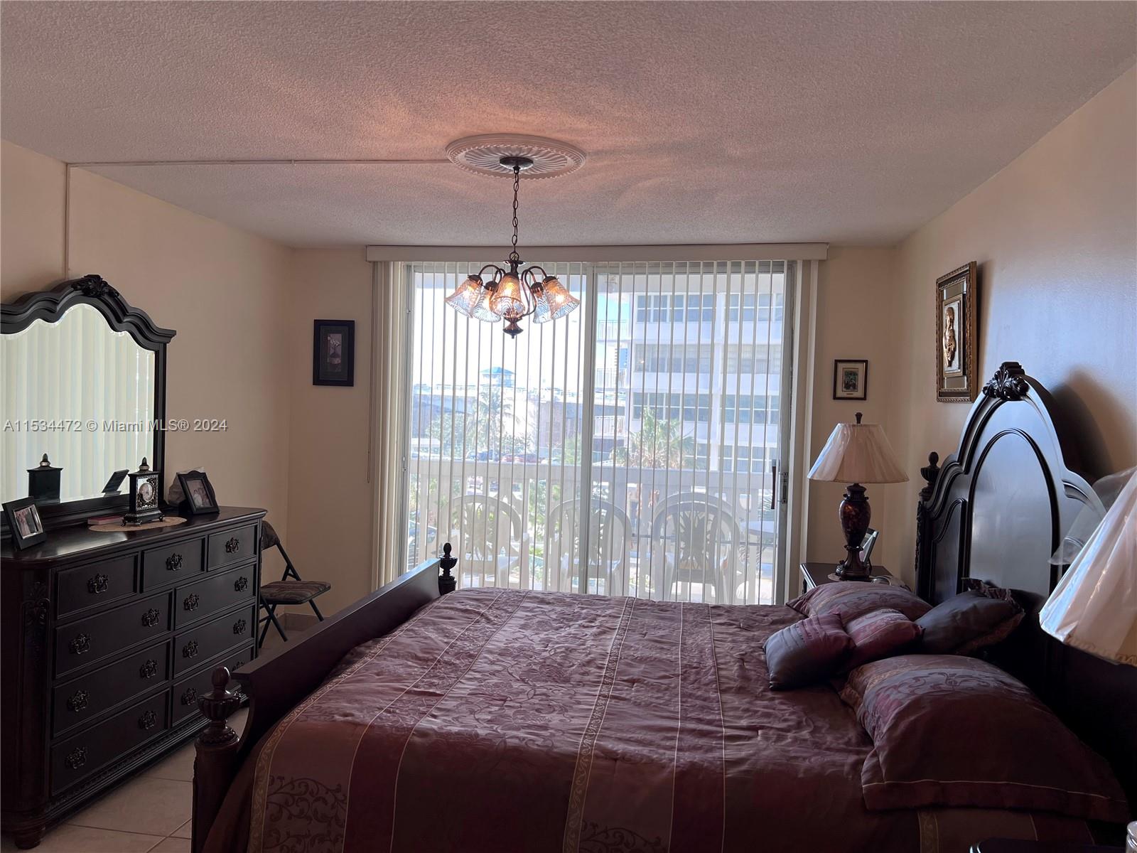 1825 S Ocean Dr 306 Property Photo 7