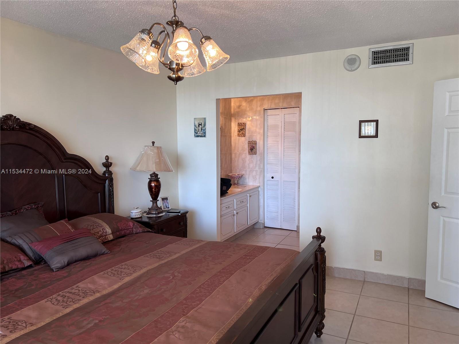 1825 S Ocean Dr 306 Property Photo 10