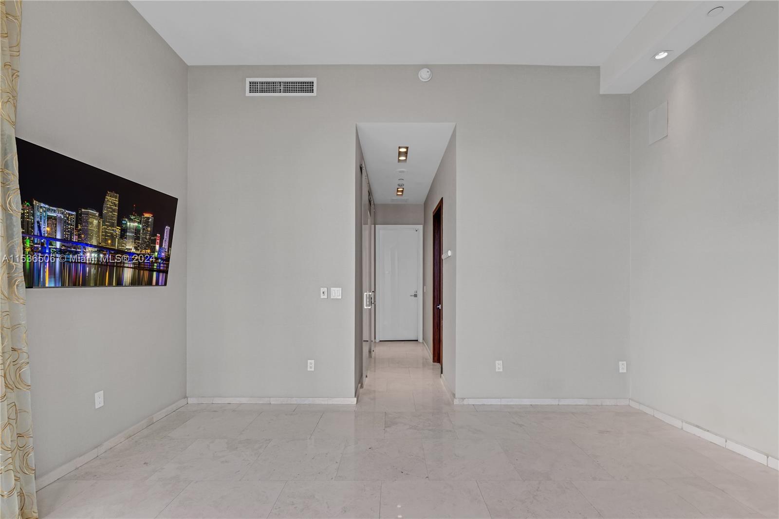 900 Brickell Key Blvd 1002 Property Photo 31
