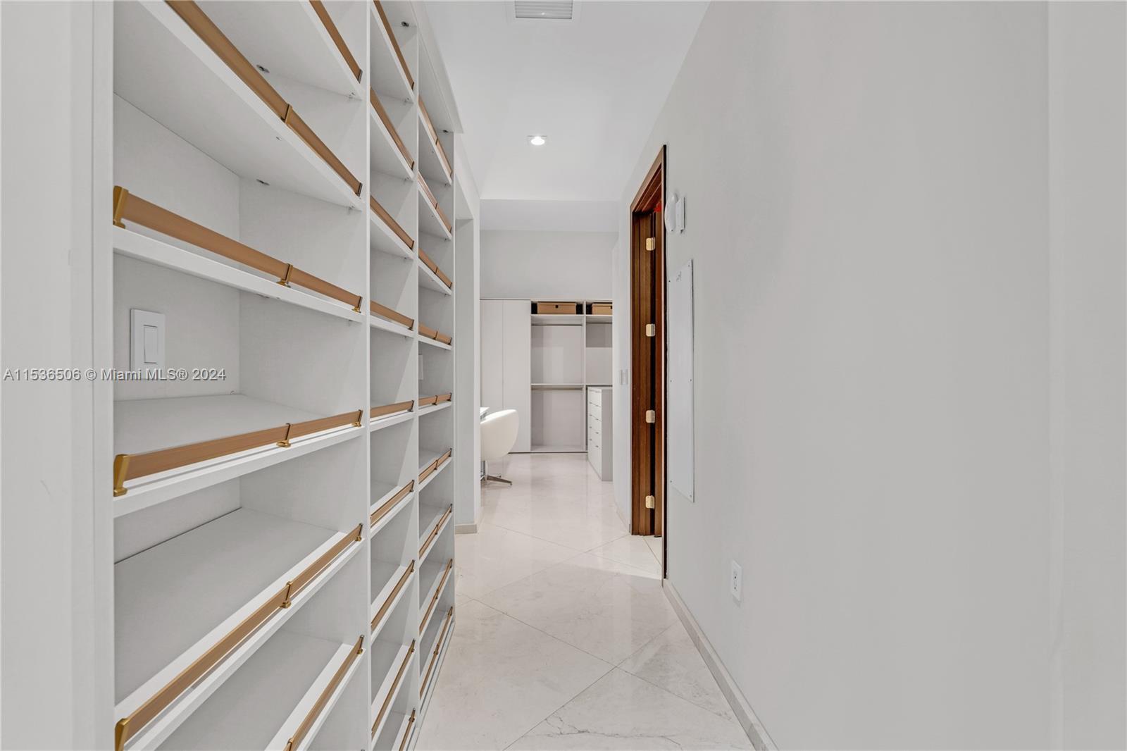 900 Brickell Key Blvd 1002 Property Photo 46