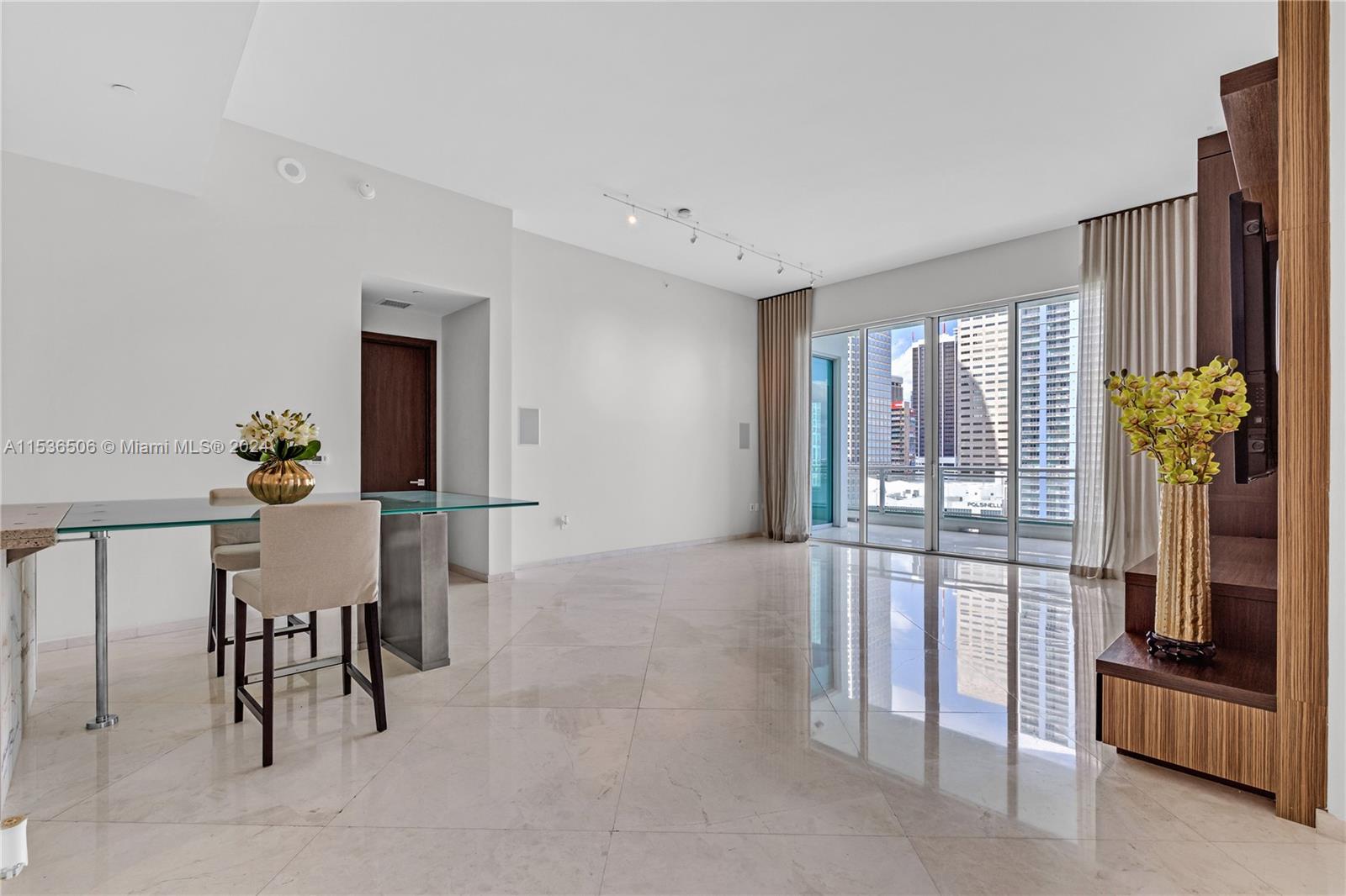 900 Brickell Key Blvd 1002 Property Photo 58