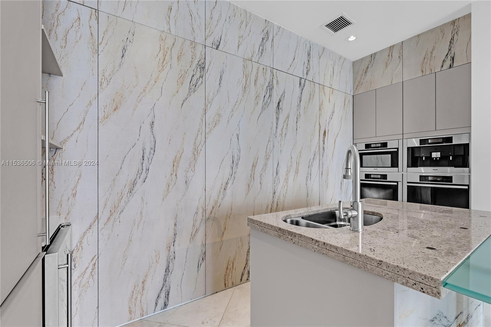 900 Brickell Key Blvd 1002 Property Photo 61
