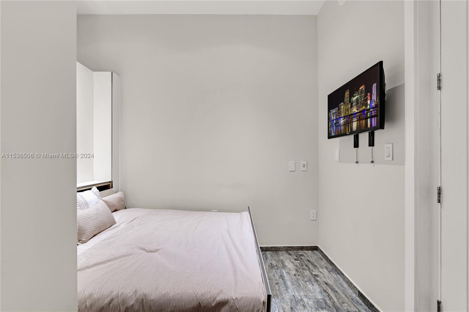 900 Brickell Key Blvd 1002 Property Photo 70