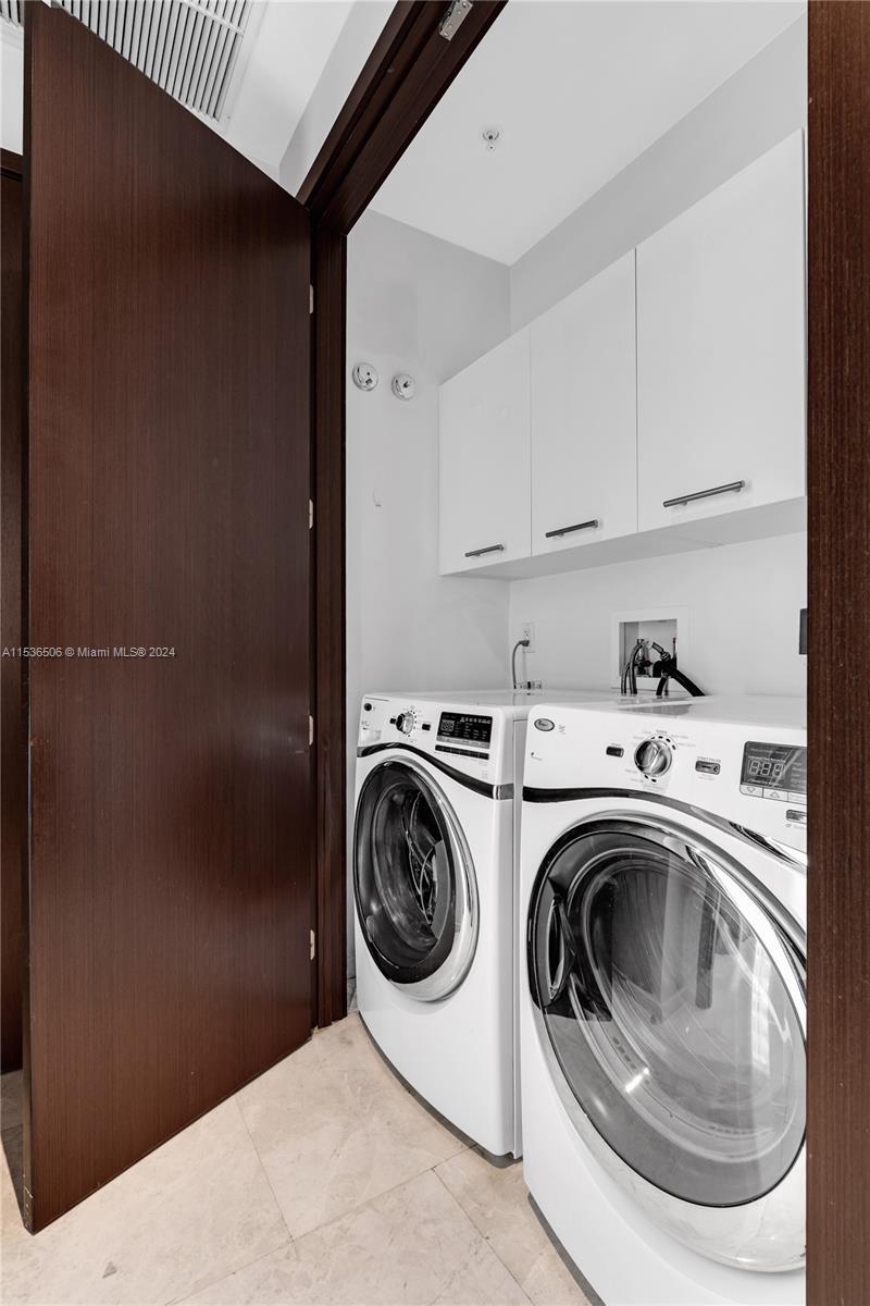 900 Brickell Key Blvd 1002 Property Photo 73