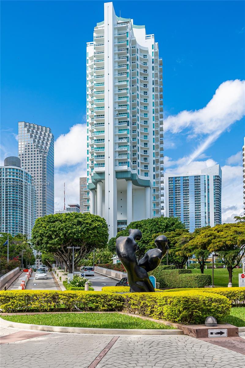 900 Brickell Key Blvd 1002 Property Photo 90