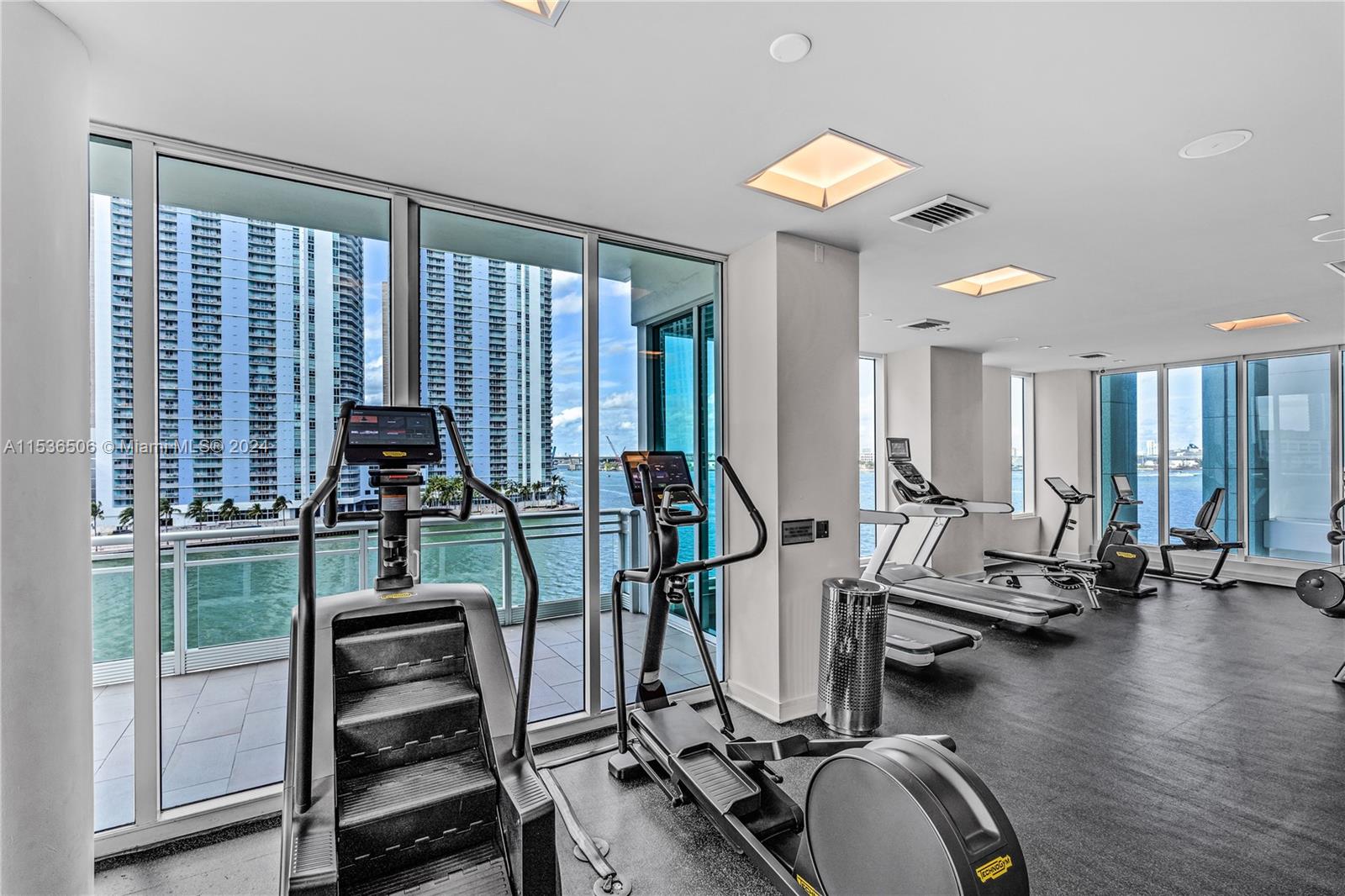 900 Brickell Key Blvd 1002 Property Photo 95
