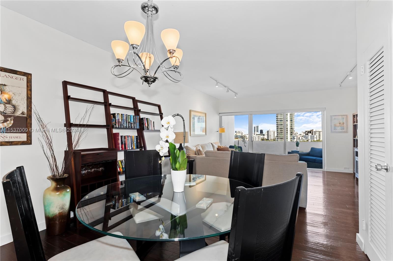 3 Island Ave 10k Property Photo 6