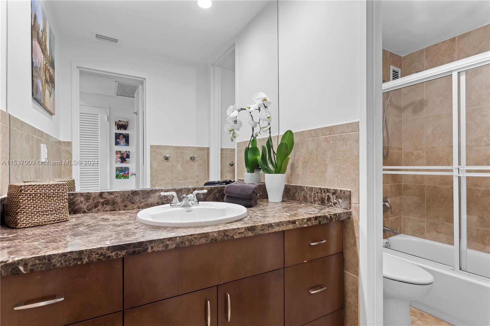 3 Island Ave 10k Property Photo 12