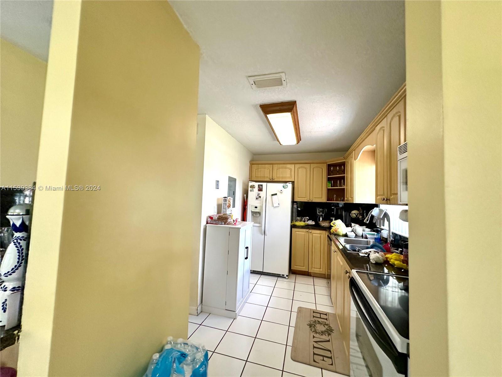 6892 Nw 169th St 128g Property Photo 14