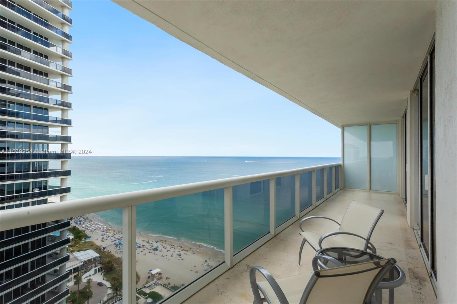 1830 S Ocean Dr Property Photo 9