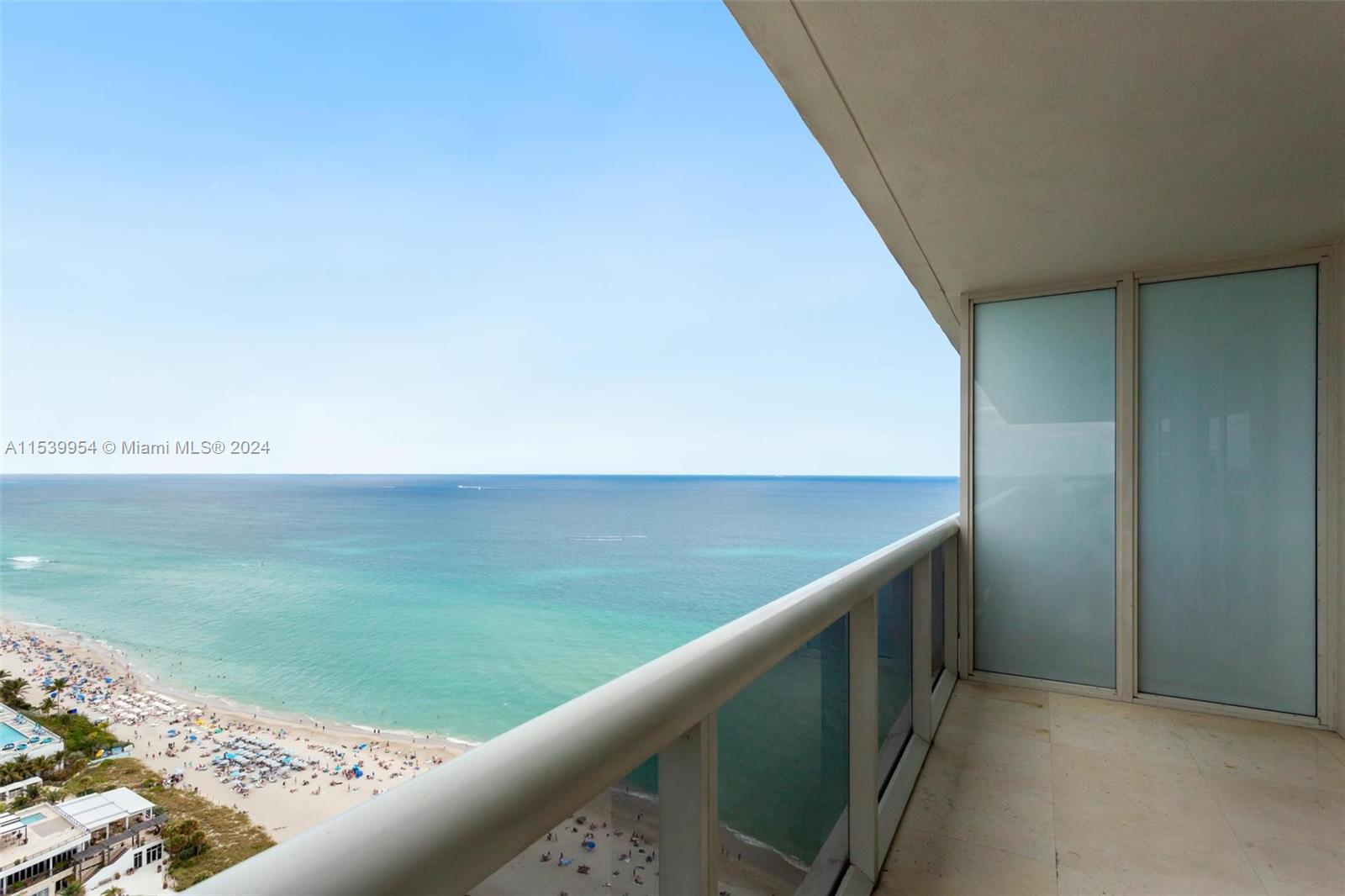 1830 S Ocean Dr Property Photo 10