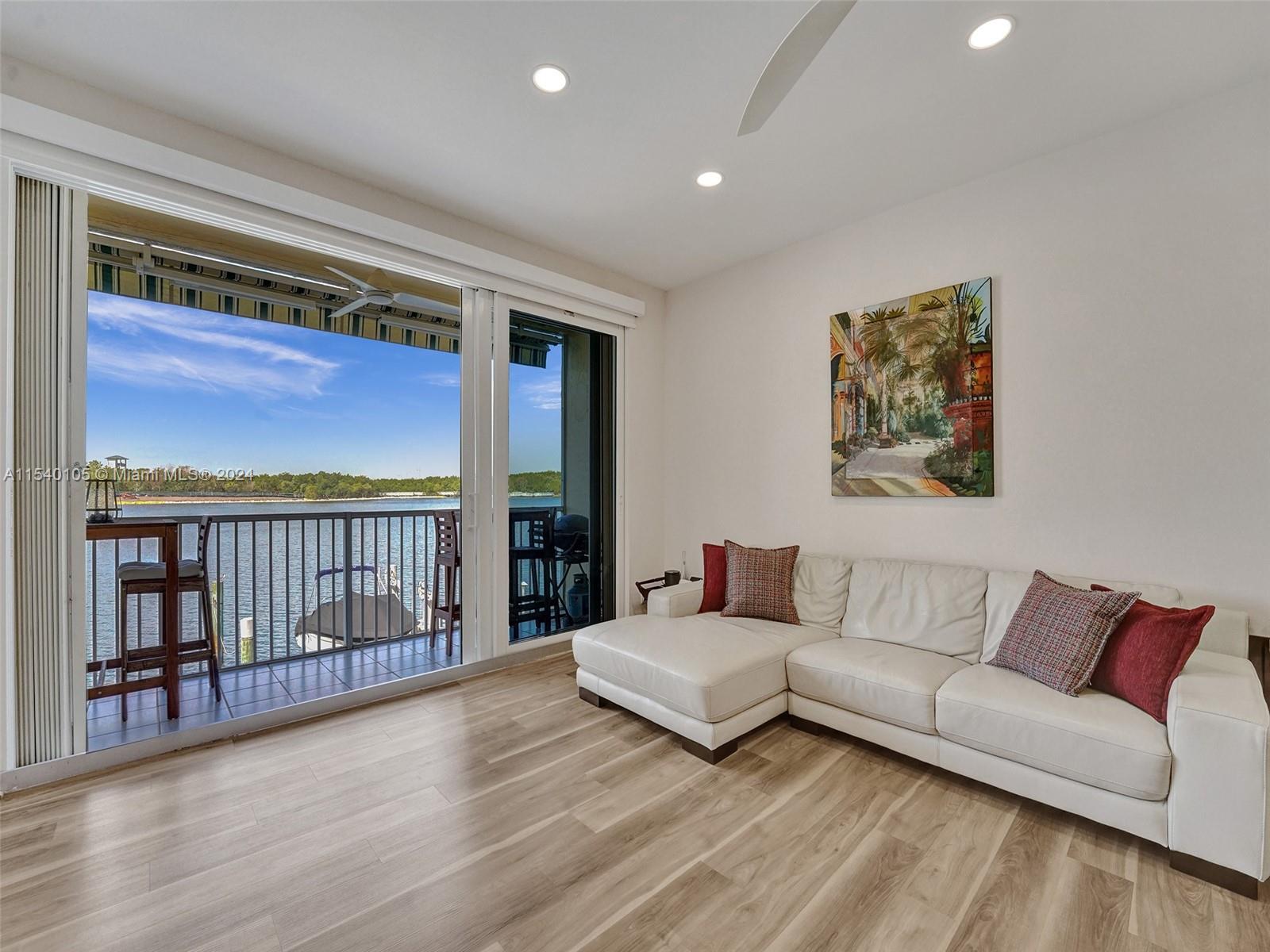 4212 N Ocean Dr Property Photo 68